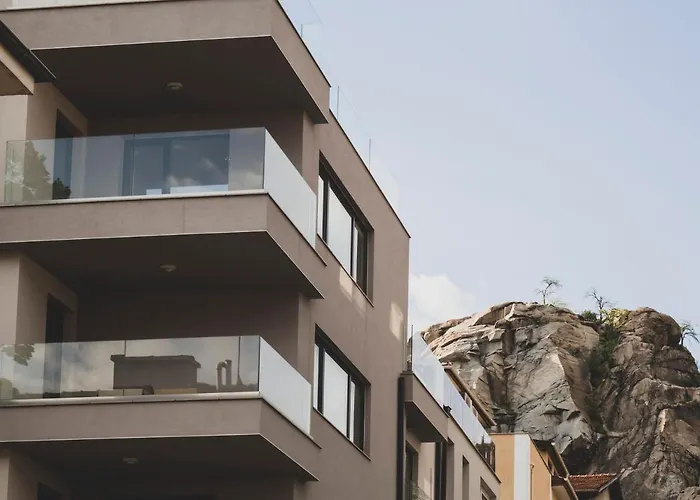 Stylish 1bd - Free Private Garage