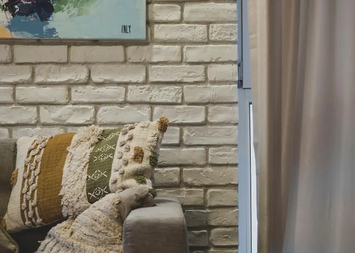 Stylish 1bd - Free Private Garage Appartamento *